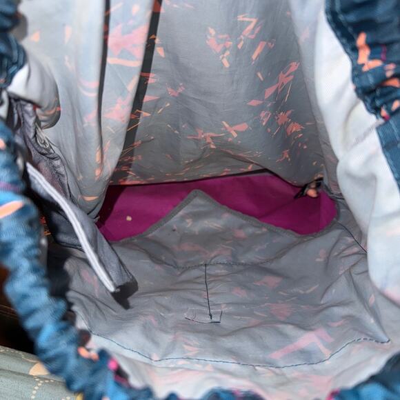 Under Armour Drawstring Backpack Sackpack Teal Pink Front Zip Pocket - Picture 6 of 8